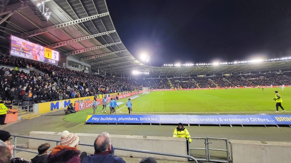 hull030.jpg