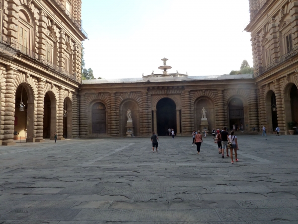 P1030237.jpg
